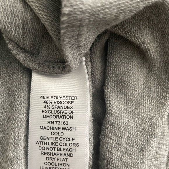 Comfortable ruffled sweater dress. - Picture 4 of 4